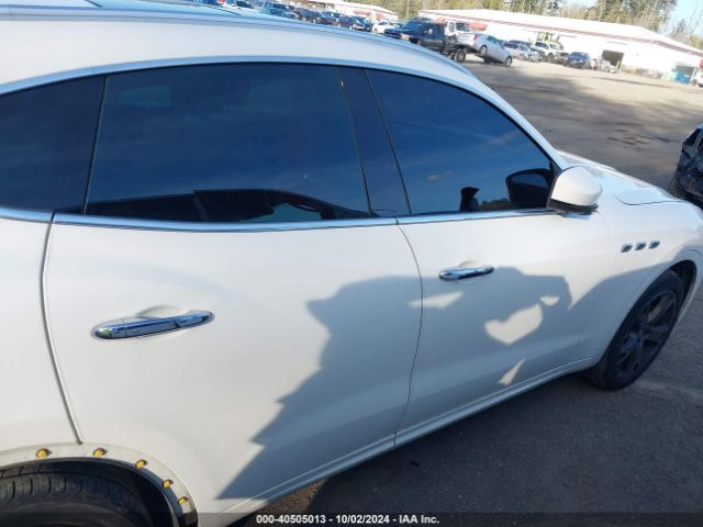 ZN661XUS1HX241725 Maserati Levante