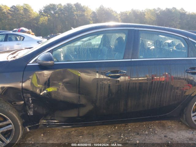 3KPF54AD5ME402954 KIA FORTE EX