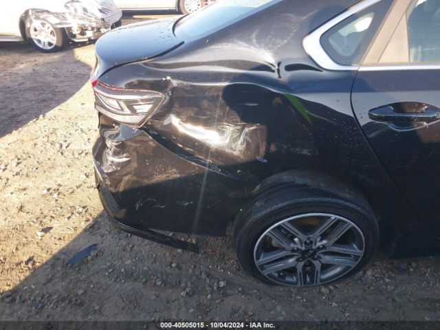3KPF54AD5ME402954 KIA FORTE EX