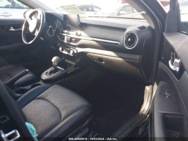 3KPF54AD5ME402954 KIA FORTE EX
