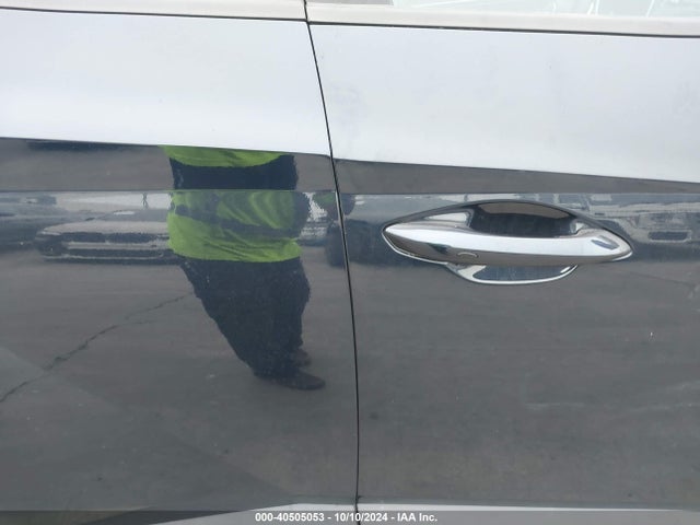 KM8JBCA15NU019761 Hyundai Tucson Hybrid Blue