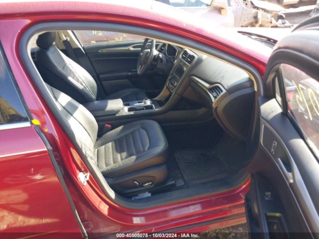 3FA6P0T92HR167283 Ford FUSION SE