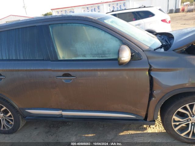 JA4AD3A38GZ014604 Mitsubishi Outlander Se