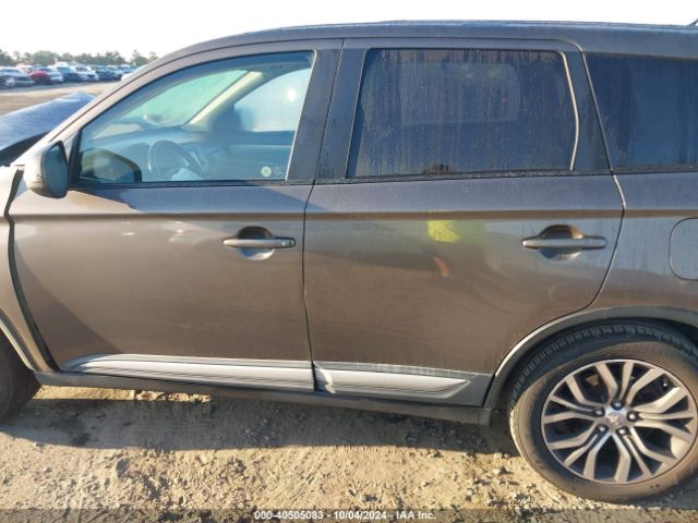 JA4AD3A38GZ014604 Mitsubishi Outlander Se