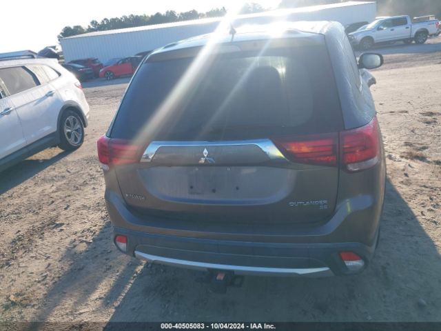 JA4AD3A38GZ014604 Mitsubishi Outlander Se
