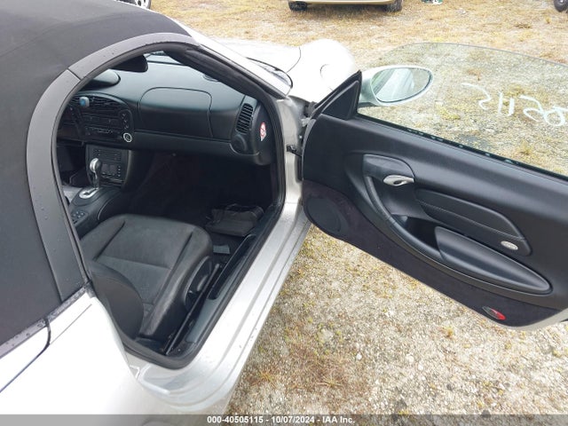 2002 PORSCHE BOXSTER WP0CA29882U621500 Photo 4
