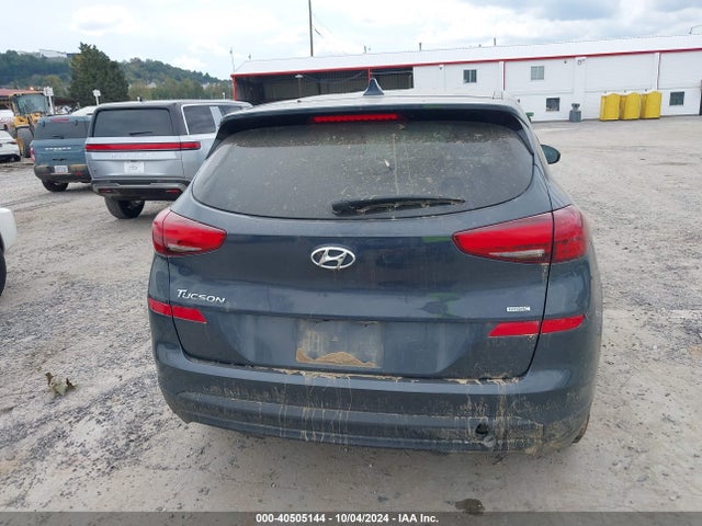 KM8J2CA47KU981565 Hyundai TUCSON SE