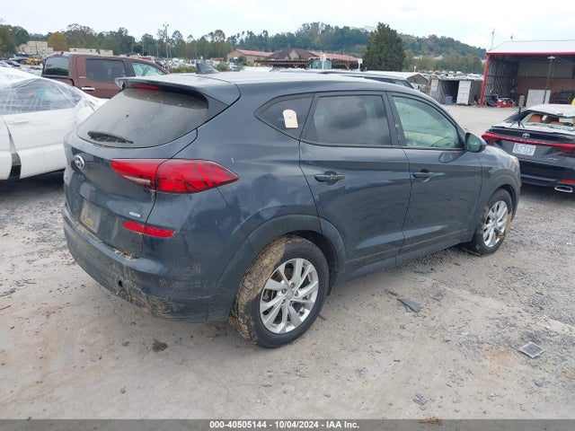 KM8J2CA47KU981565 Hyundai TUCSON SE