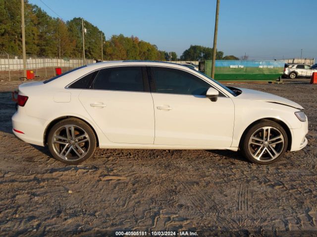 WAUAUGFF4K1012885 Audi A3 40 Premium/40 Titanium Premium