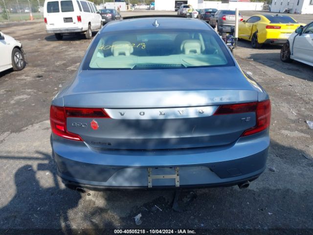 LVY982AK9JP033043 Volvo S90 T5 Momentum