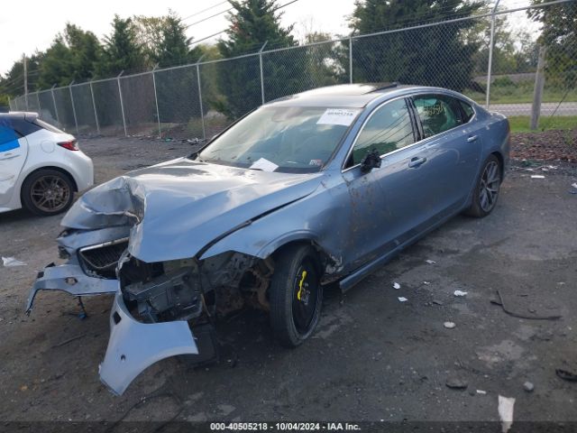 LVY982AK9JP033043 Volvo S90 T5 Momentum