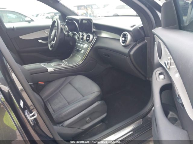 W1N0G8DB9NV385292 Mercedes-Benz Glc 300 Suv