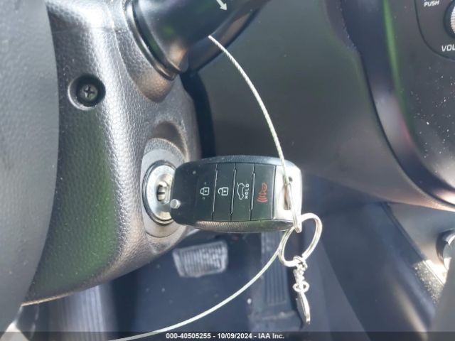 KNDJP3A59K7665730 KIA SOUL +