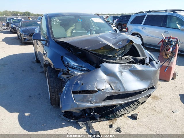 2022 TESLA MODEL Y 7SAYGDEE1NF355703 Photo 0