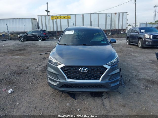 KM8J2CA46KU843371 Hyundai TUCSON SE