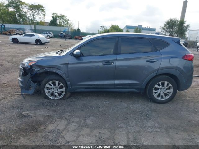 KM8J2CA46KU843371 Hyundai TUCSON SE