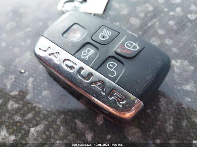 2018 JAGUAR F-TYPE SAJD81FV6JCK51142 Photo 10