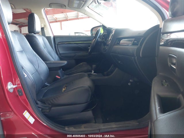 2016 MITSUBISHI OUTLANDER JA4AD3A35GZ065090 Photo 4