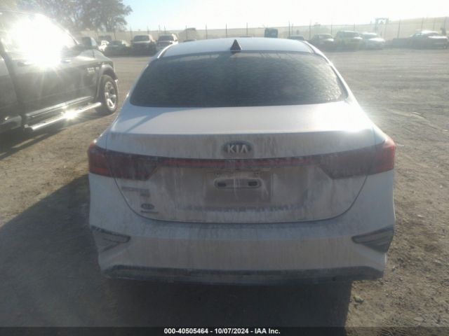 3KPF24ADXKE040299 KIA FORTE FE