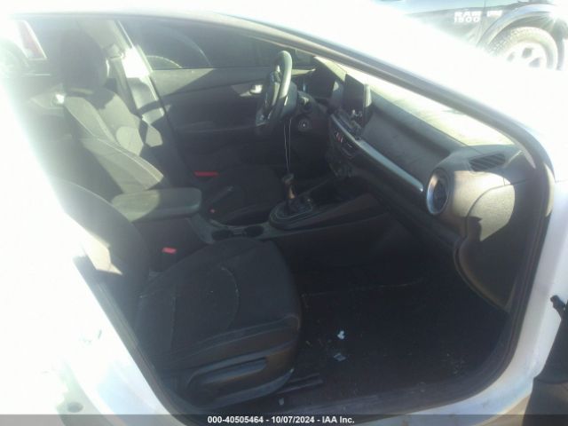 3KPF24ADXKE040299 KIA FORTE FE