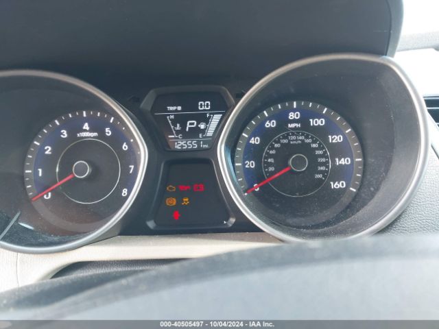 5NPDH4AE8FH587362 Hyundai ELANTRA SE