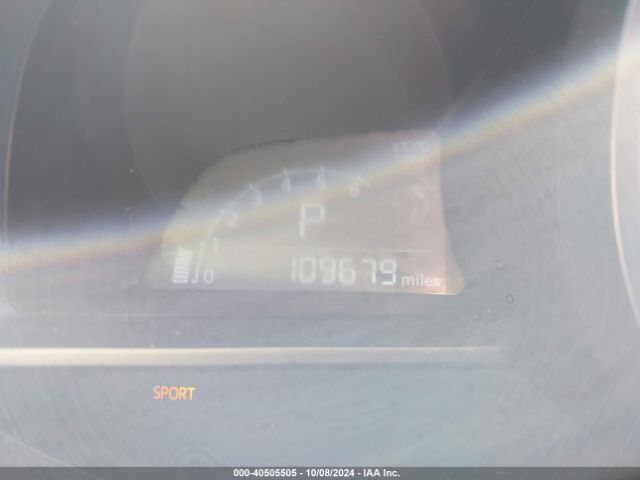 3MYDLBYV0KY525073 Toyota YARIS LE