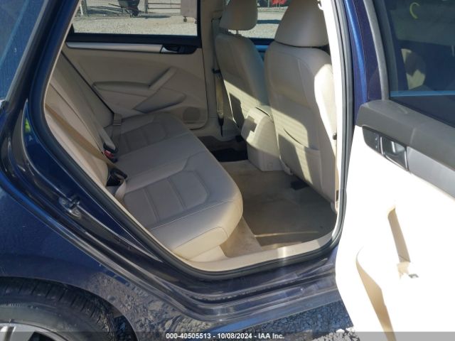 1VWAT7A31EC054987 Volkswagen Passat 1.8t Wolfsburg Edition