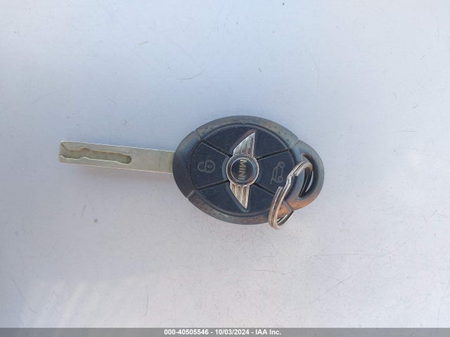 2005 MINI COOPER S WMWRE33545TL12228 Photo 10