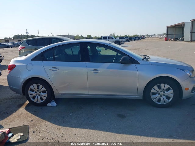 Chevrolet Cruze Ls Auto 2015 1G1PA5SH7F7231952 Image 13