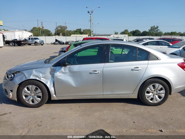 Chevrolet Cruze Ls Auto 2015 1G1PA5SH7F7231952 Image 14