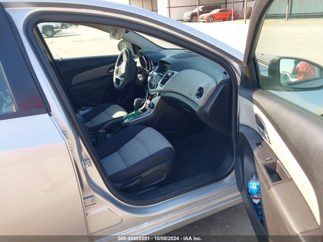 Chevrolet Cruze Ls Auto 2015 1G1PA5SH7F7231952 Image 5