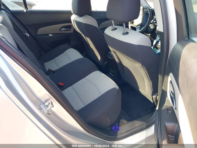 Chevrolet Cruze Ls Auto 2015 1G1PA5SH7F7231952 Image 8