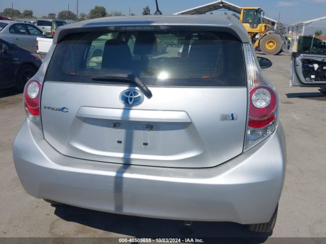 JTDKDTB34E1086095 Toyota Prius C Two