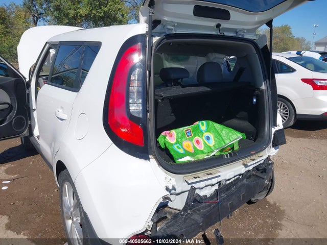 KIA SOUL + 2016 KNDJP3A53G7337825 Image 3