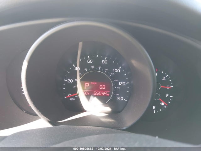 KIA SOUL + 2016 KNDJP3A53G7337825 Image 7