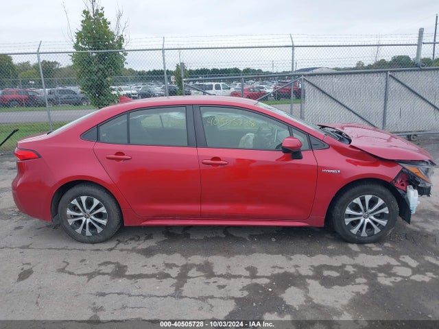Toyota Corolla Hybrid Le 2021 JTDEAMDE2MJ015146 Image 13