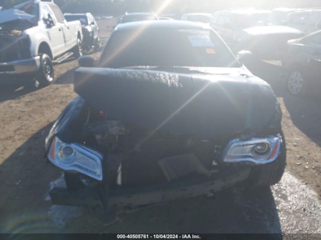 2C3CCAAGXEH209386 Chrysler 300