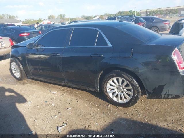 2C3CCAAGXEH209386 Chrysler 300