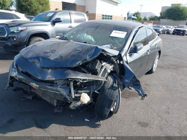 1G1ZD5ST1JF176014 Chevrolet MALIBU LT