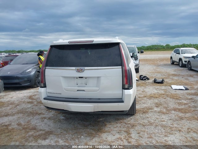 1GYS3HKJ5HR151678 Cadillac Escalade Esv Luxury