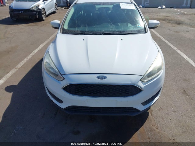Ford FOCUS SE 2017 1FADP3F29HL305732 Image 12