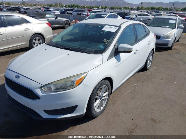Ford FOCUS SE 2017 1FADP3F29HL305732 Image 2