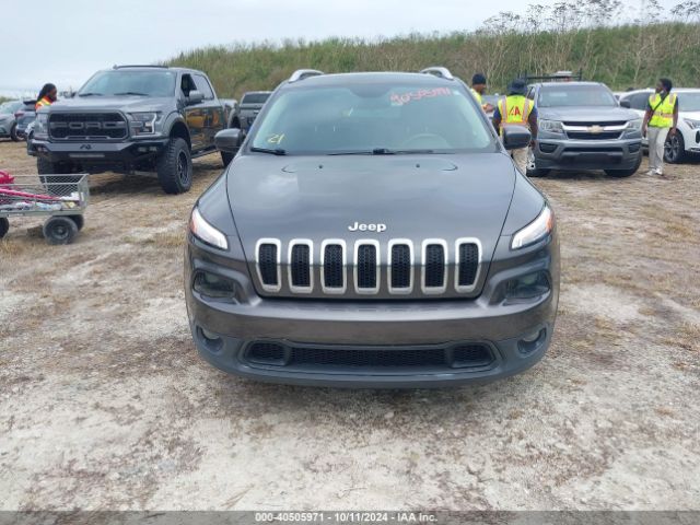 1C4PJLCB1HW541741 Jeep Cherokee Latitude Fwd