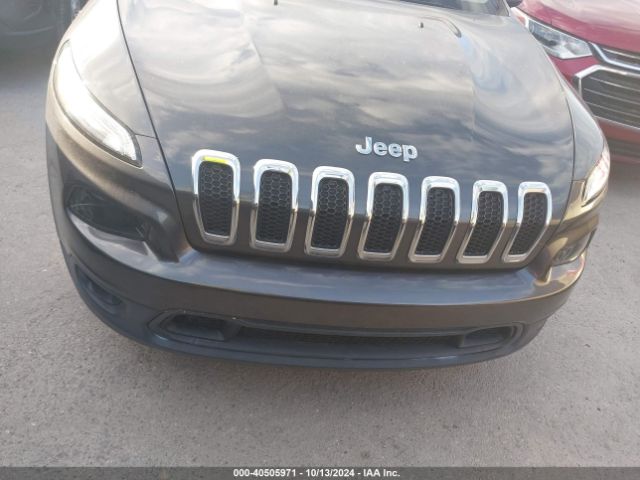 1C4PJLCB1HW541741 Jeep Cherokee Latitude Fwd