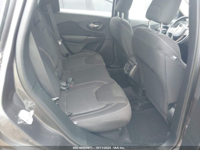 1C4PJLCB1HW541741 Jeep Cherokee Latitude Fwd