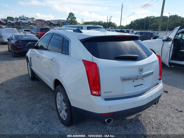 2016 CADILLAC SRX 3GYFNBE38GS562090 Photo 2