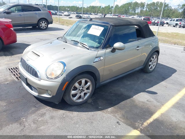 2010 MINI COOPER S WMWMS3C5XATZ85067 Photo 1