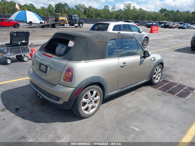 2010 MINI COOPER S WMWMS3C5XATZ85067 Photo 3