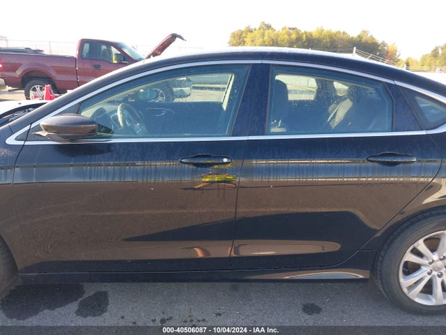 Chrysler 200 Limited 2015 1C3CCCAB1FN641714 Image 14
