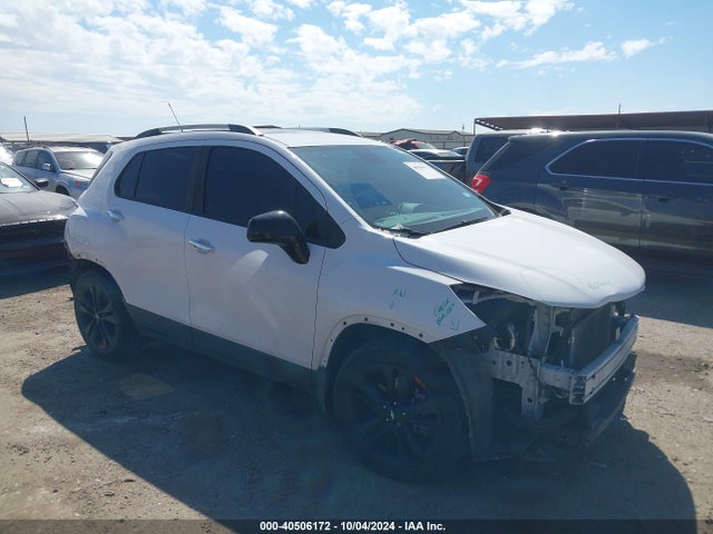2018 3GNCJLSB9JL302361 головне зображення
